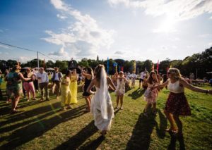 Tendances mariage 2023 : le Wedding Fest, une grande fête de mariage !